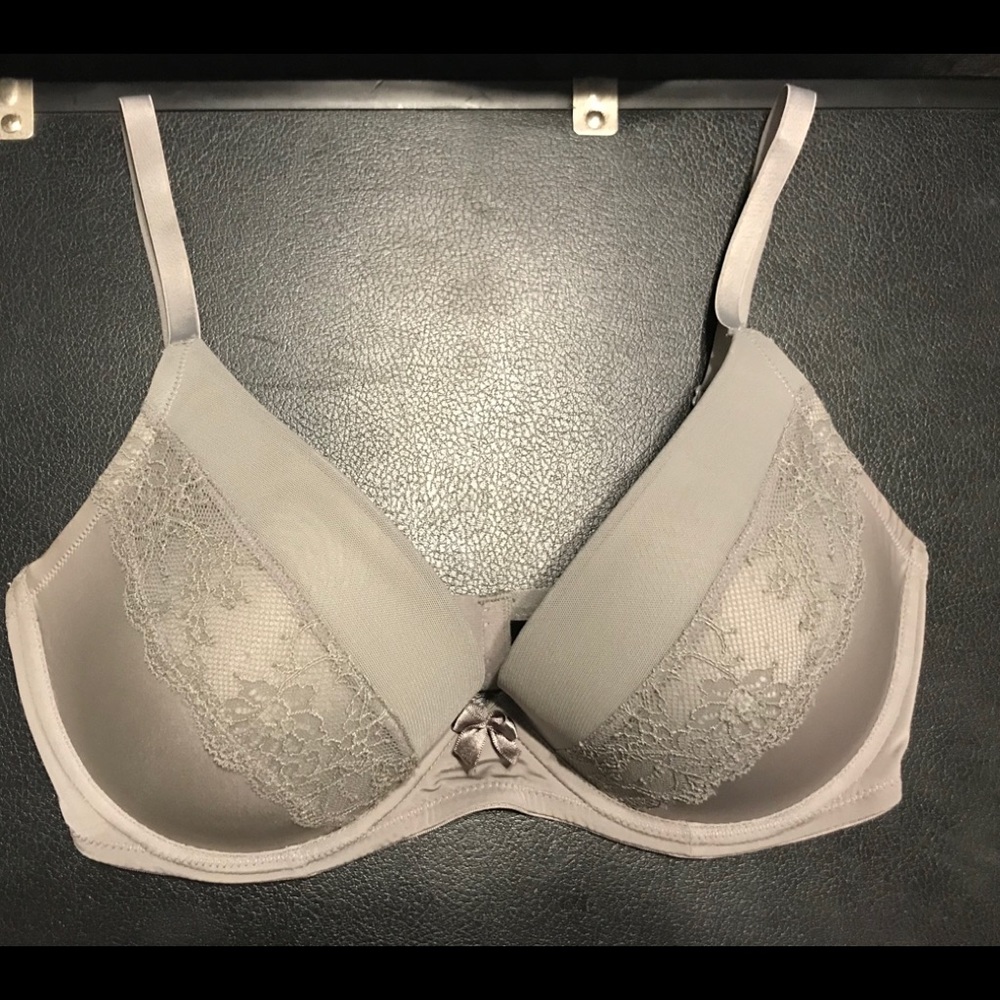 *Never worn!* Push-up Bra